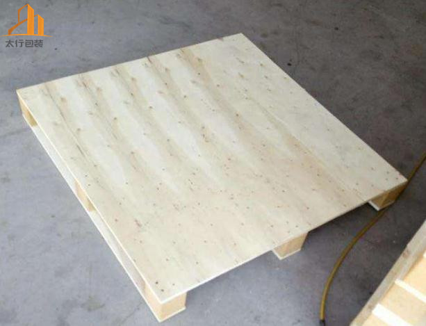 免熏蒸托盤(pán)與木制托盤(pán)廠家