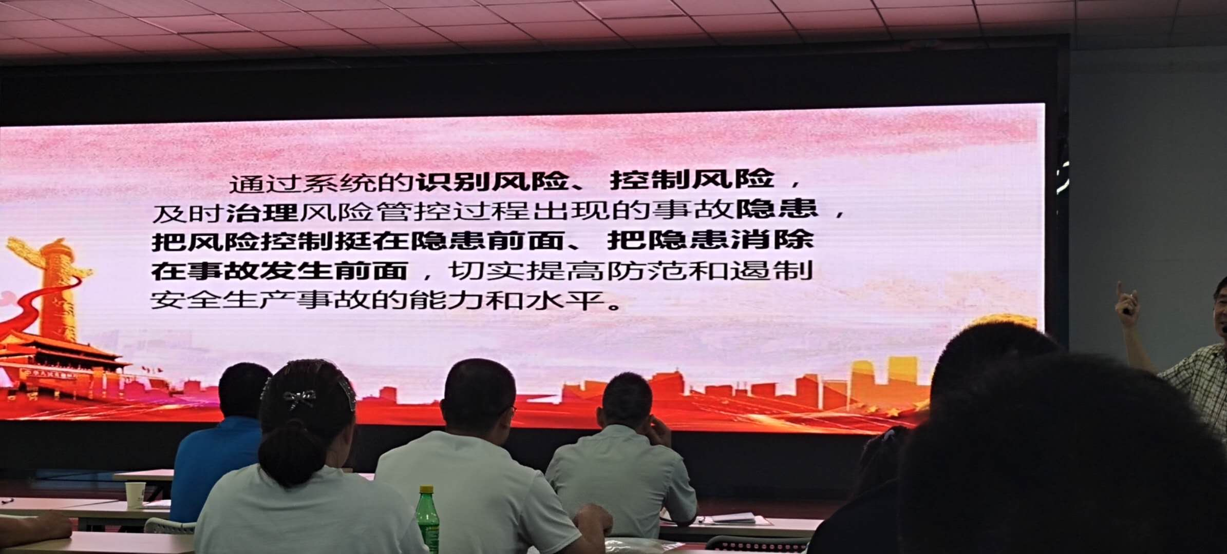 無(wú)錫木托盤(pán)廠家安全生產(chǎn)管理?xiàng)l例