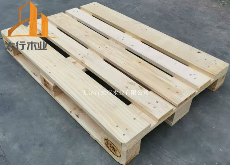 實木托盤比免熏蒸托盤更結實耐用嗎？