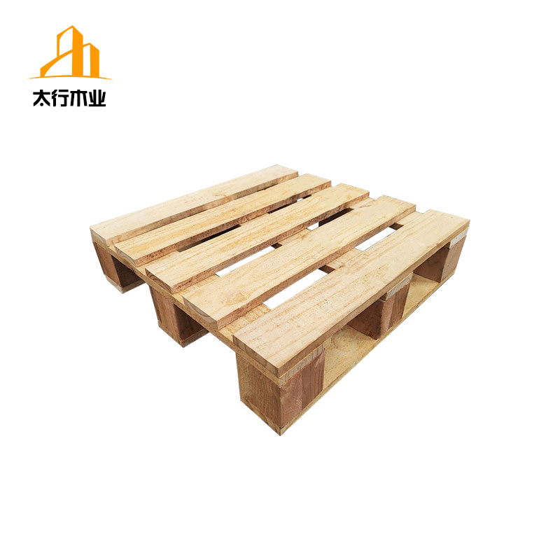 為什么重貨出口要選擇實木熏蒸托盤？